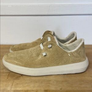 Stio Women's Colter Summer Low slip on shoes in the color Sediment size 8